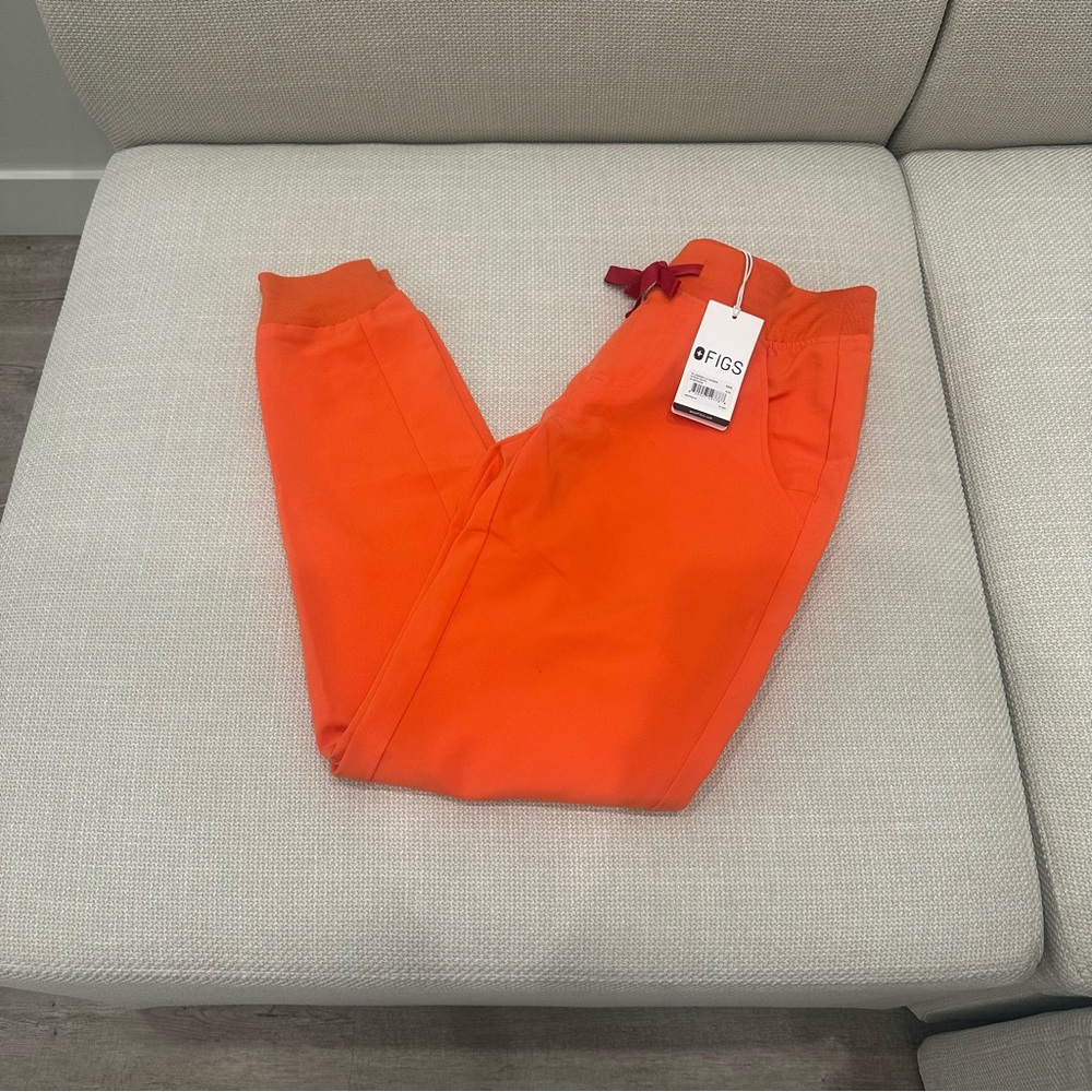 New Figs Women’s Zamora Jogger Srub Pants